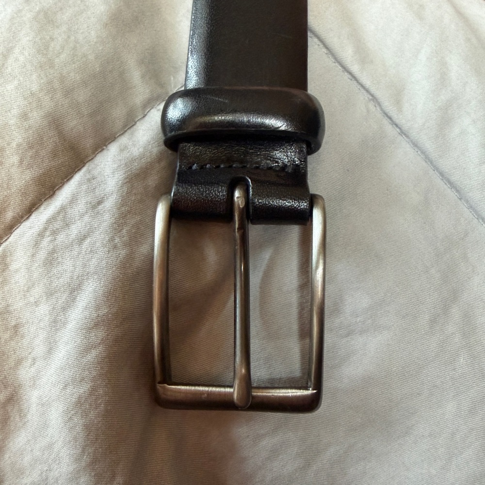 Coach Black Leather Belt Size 40 – Silver Buckle Unisex Fit - Picture 7 of 7